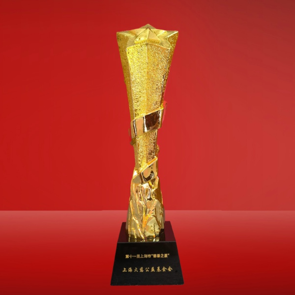 Fut74nwo0znf_8l4mqo5_v3l_ryp